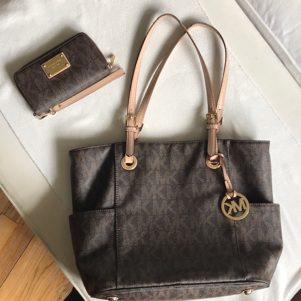 Michael Kors - Picture 7 of 7